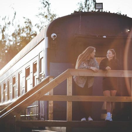 Railrooms Traincar Hostel تالين المظهر الخارجي الصورة