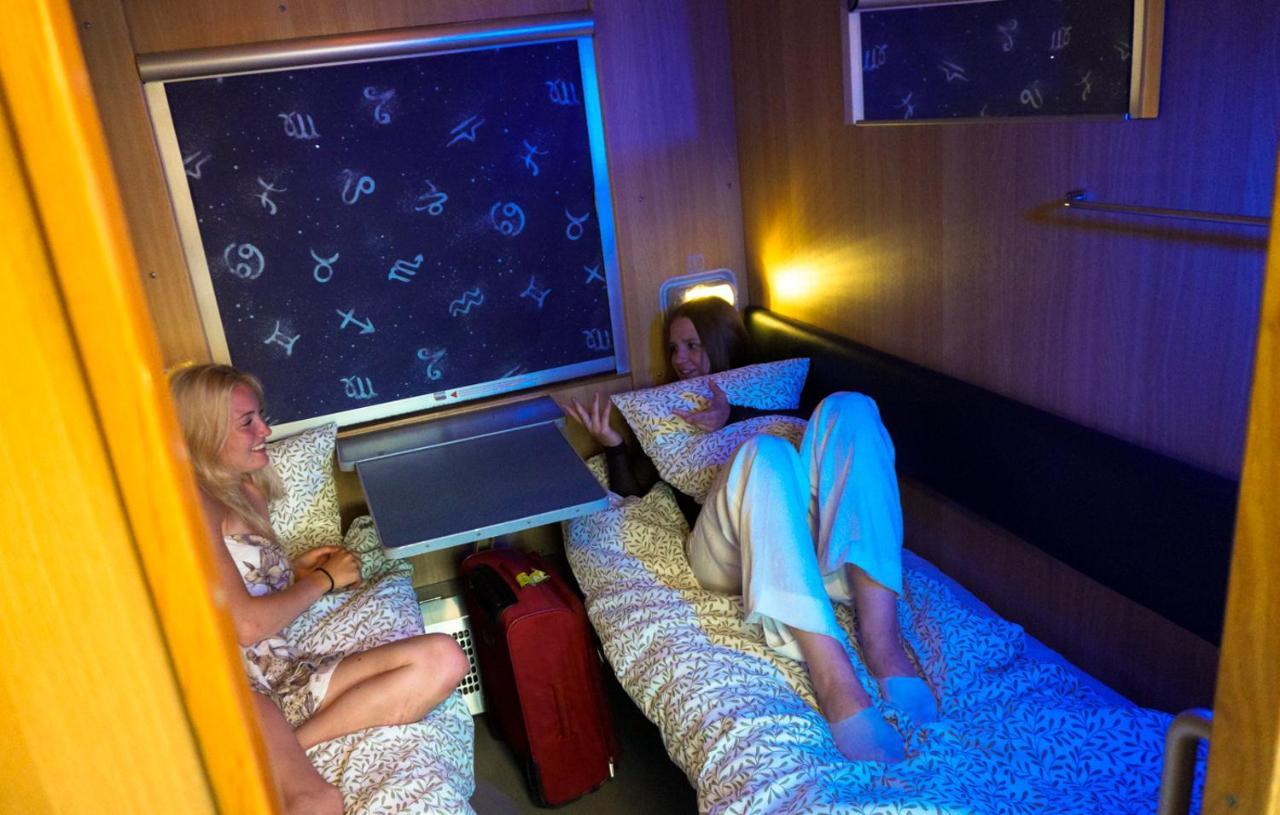 Railrooms Traincar Hostel تالين المظهر الخارجي الصورة